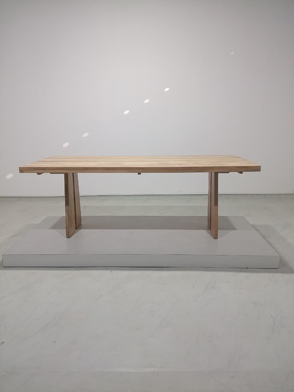 Ana Luxury Dining Table in Mango Natural