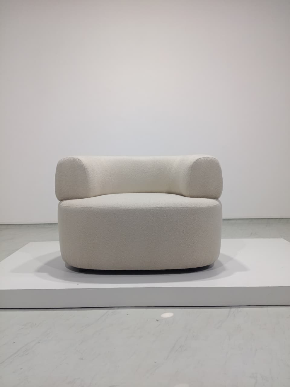 Eliza Curvy 1 Seater Sofa in Cream Boucle