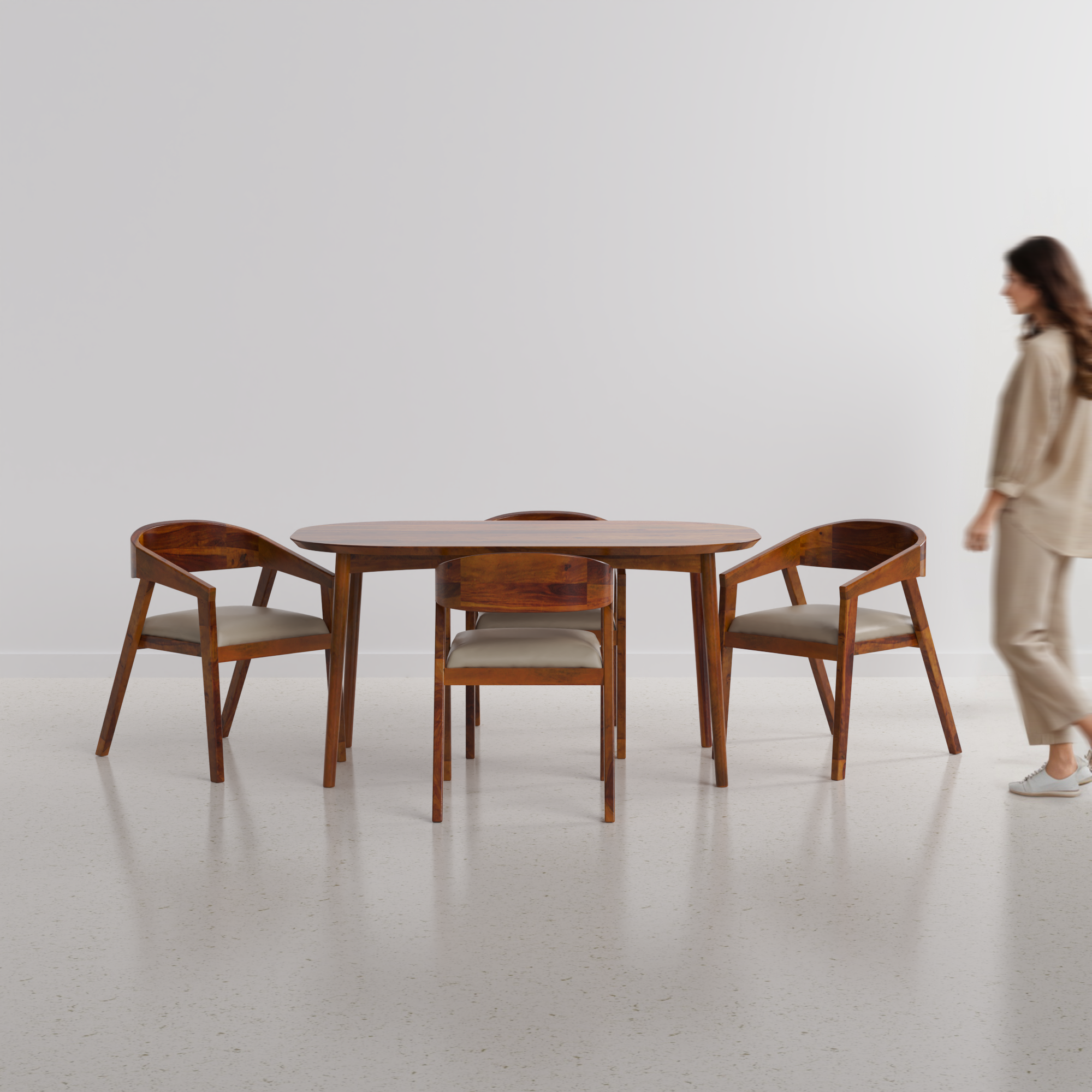 Maya-Amelia-dining-set-150cm-honey-sheesham-table-4-chairs-honey-sheesham-Griege-Grey-cotton-blend-fabric-C1.png