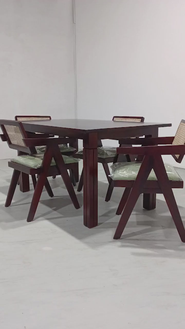Roma-Pierre Dining Set - 150 cm - 4 Seater