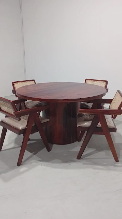 Luis-Pierre Dining Set - 130cm Diameter - 4 Seater