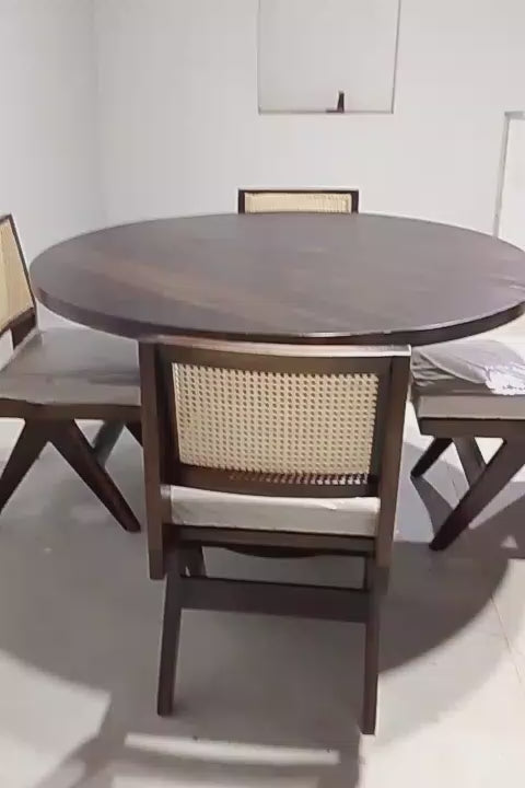 Luis Luxury Dining Table Sheesham 130cm with Jean Chair